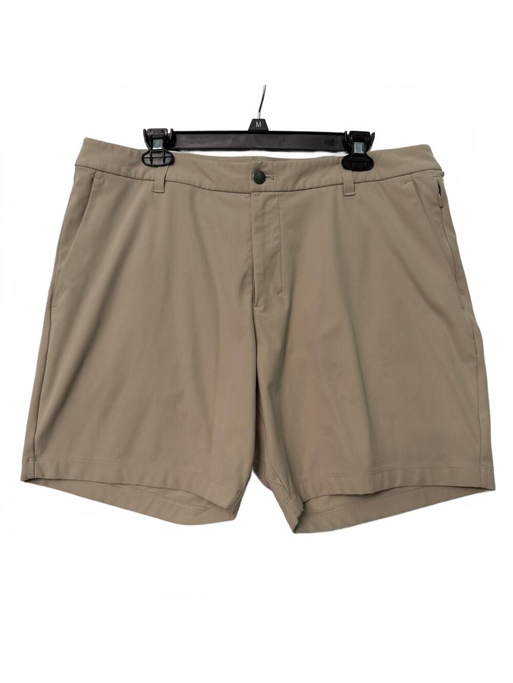 Lululemon Men's 36 Commission Shorts Khaki Classic Fit 7" LM7AJXS Golf